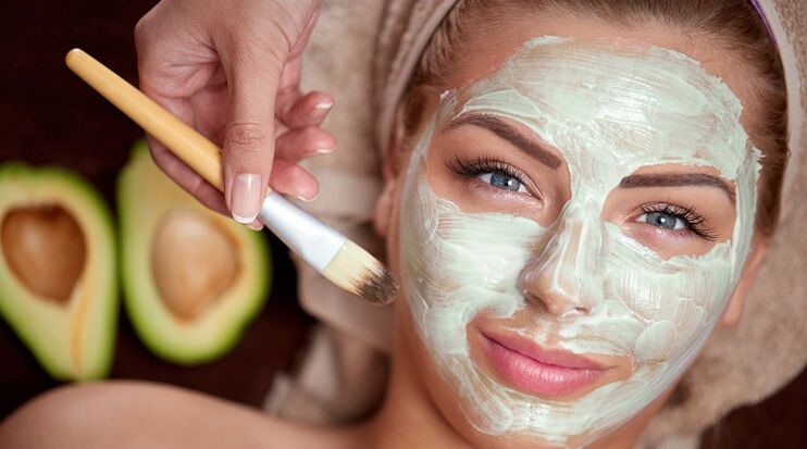 Use a facial mask to rejuvenate the skin